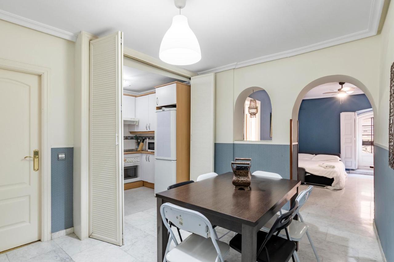 Plaza Sant' Ana, Casco Historico Appartement Madrid Buitenkant foto
