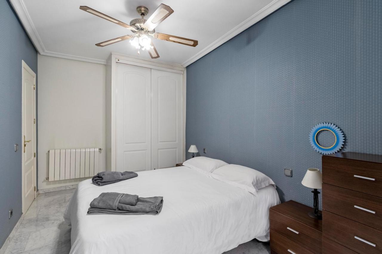 Plaza Sant' Ana, Casco Historico Appartement Madrid Buitenkant foto
